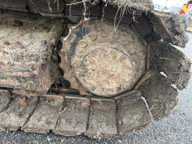 1423471-32 Bandgrävare med tiltrotator och planeringsskopa - CAT 307,5 -2021