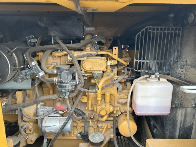 1423471-38 Bandgrävare med tiltrotator och planeringsskopa - CAT 307,5 -2021