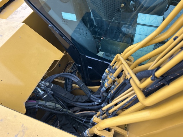 1423471-58 Bandgrävare med tiltrotator och planeringsskopa - CAT 307,5 -2021