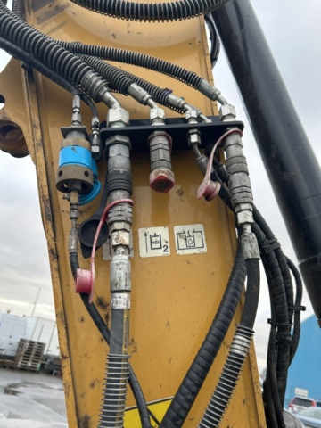 1423471-64 Bandgrävare med tiltrotator och planeringsskopa - CAT 307,5 -2021