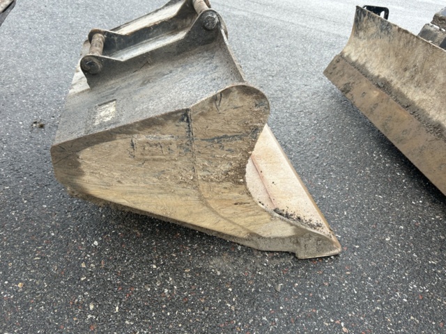 1423471-89 Bandgrävare med tiltrotator och planeringsskopa - CAT 307,5 -2021