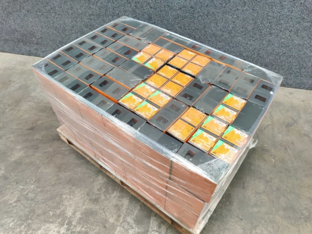 1444502-3 576 st Förpackningar Träskruv Prof 3,5x45 mm