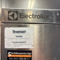 1442135-7 Electrolux dishwasher with loading and unloading benches