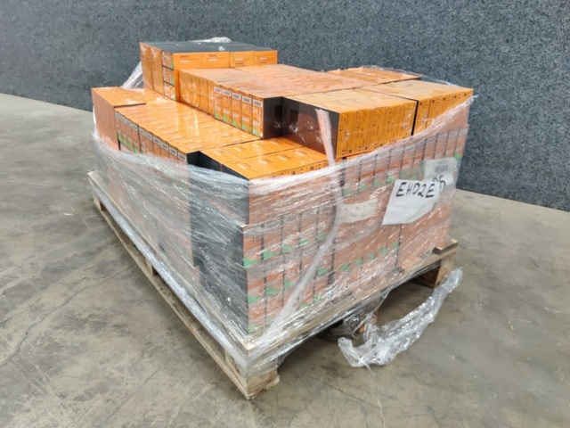 1444534-3 Ca 800 st Förpackningar Träskruv Prof 3,5x20 mm