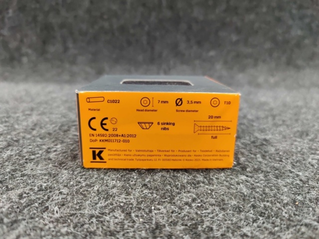 1444534-9 Ca 800 st Förpackningar Träskruv Prof 3,5x20 mm