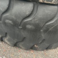 1423476-7 Set of used wheel loader tires