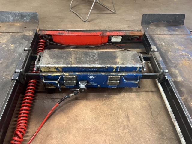 1420254-12 4-Pelarlyft - OMA 525A, -1999