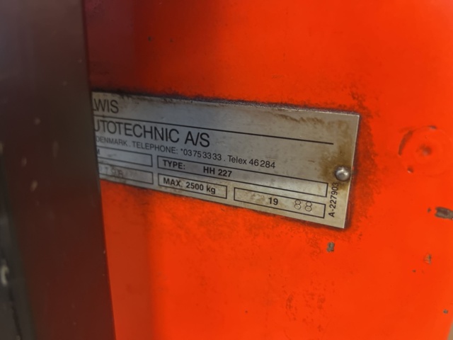 1420255-13 2-Pelarlyft - Elwis Autotechnic HH 227, -1988