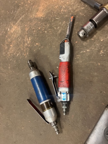 1420293-10 Samling med pneumatiska verktyg