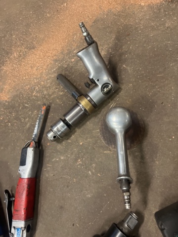 1420293-11 Samling med pneumatiska verktyg