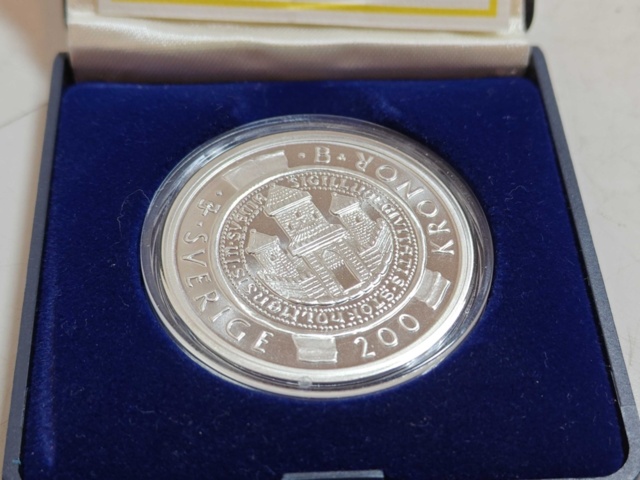 1400610-11 Samlarmynt och medaljer