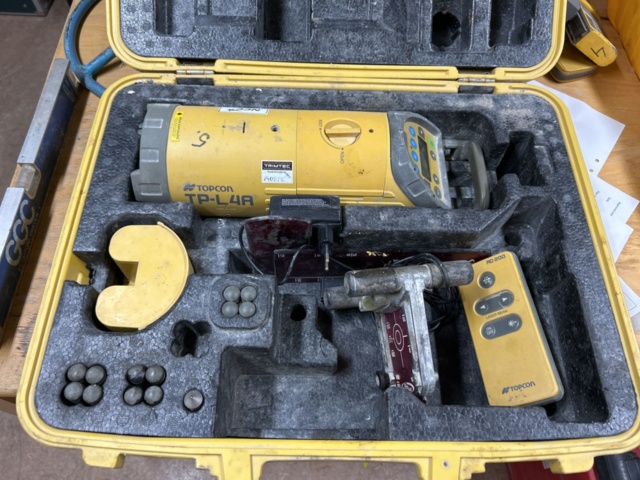 1435449-2 Rörlaser Topcon TP-L4A Med Tillbehör