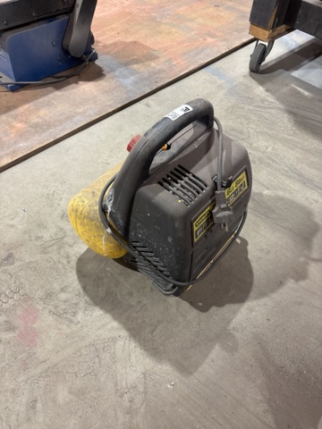 1349536-2 Kompressor - Stanley DN 200/8/6