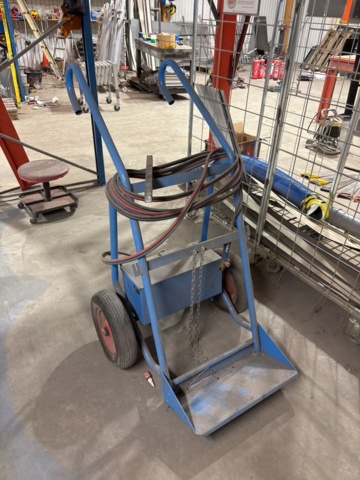 1349539-2 Vagn med innehåll