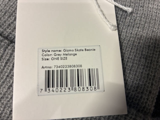 1445612-3 25 st mössor, Gizmo one size