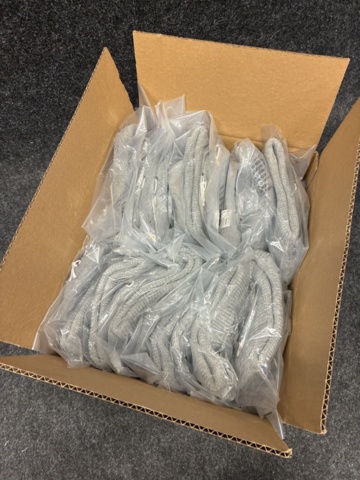 1445612-4 25 st mössor, Gizmo one size