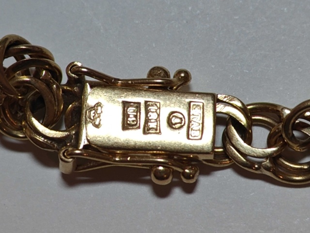 1400623-7 Bismarck necklace - 18K