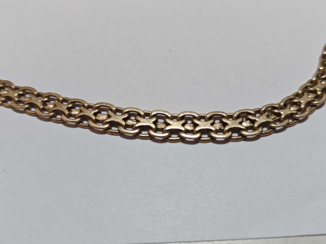 1400624-2 Gold necklace 18K