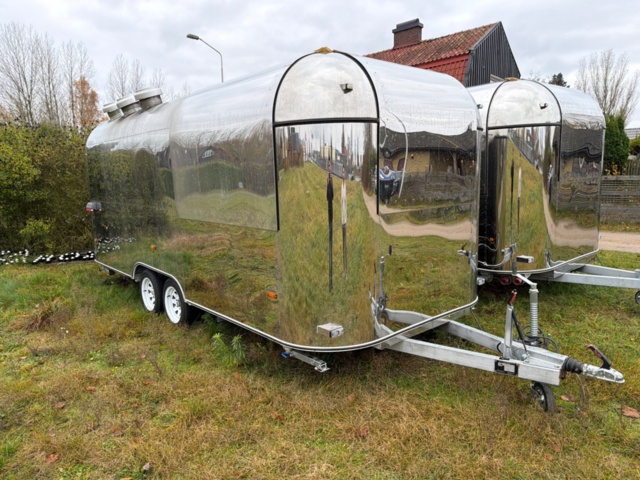 1446884-1 Fullutrustad matvagn / pizzavagn, liknande Airstreamer - 2021