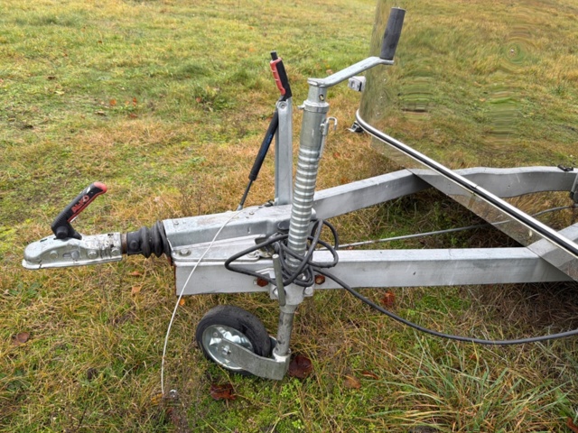 1446884-10 Fullutrustad matvagn / pizzavagn, liknande Airstreamer - 2021