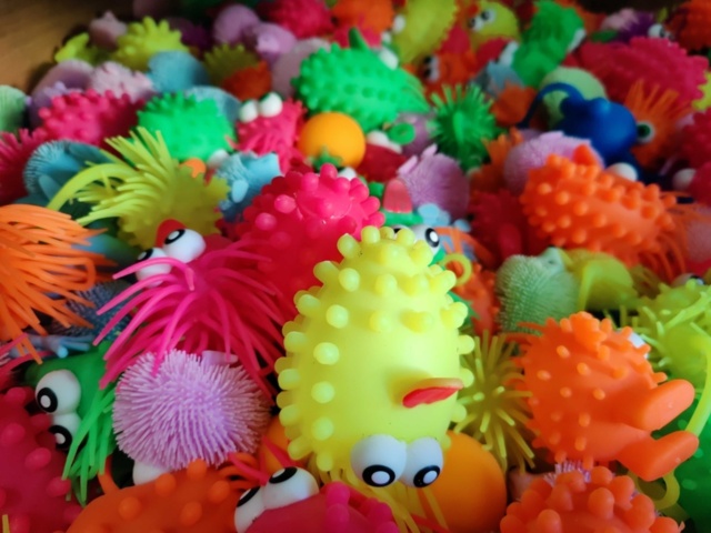 1442904-9 Sortiment med blinkande leksaker