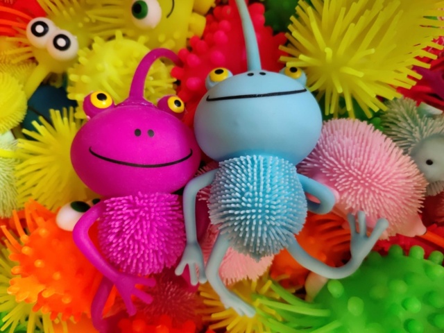 1442904-12 Sortiment med blinkande leksaker