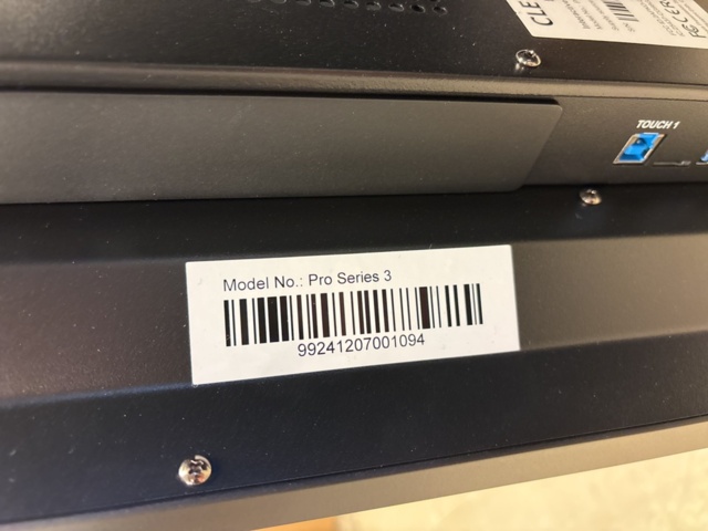 1443695-18 98" Interaktiv pekskärm med konferensutrustning och tillbehör - Clevertouch Pro Series 3