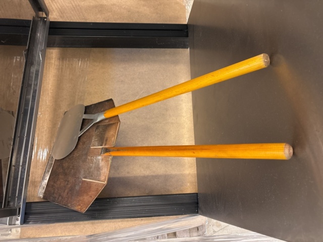 1409360-17 Pizzaugn med 2 däck, och underrede på hjul - Sveba Dahlen DC-22EP