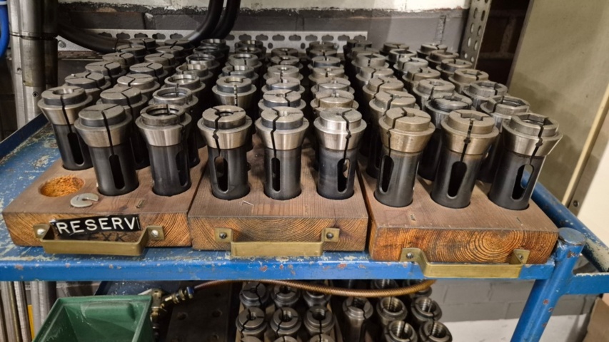 1446609-32 Miyano BNC 34 CNC svarv med tillbehör