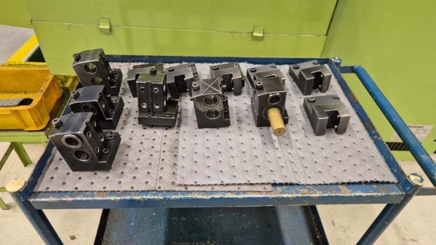 1446609-37 Miyano BNC 34 CNC svarv med tillbehör