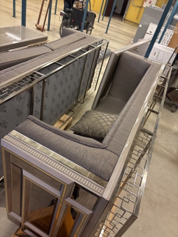 1443703-1 Diverse möblemang/inredning - soffor, byrå, bord