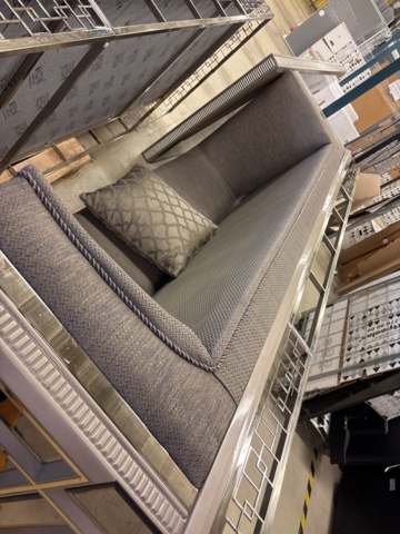 1443703-2 Diverse möblemang/inredning - soffor, byrå, bord