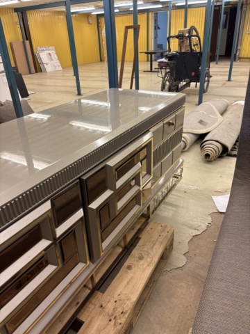 1443703-16 Diverse möblemang/inredning - soffor, byrå, bord