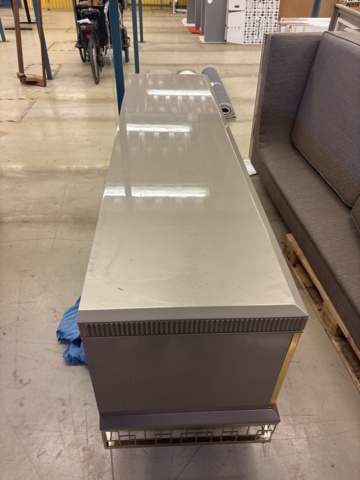 1443703-17 Diverse möblemang/inredning - soffor, byrå, bord