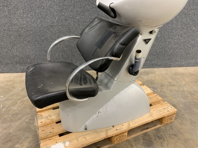 1447214-2 Schamponeringsstol Maletti