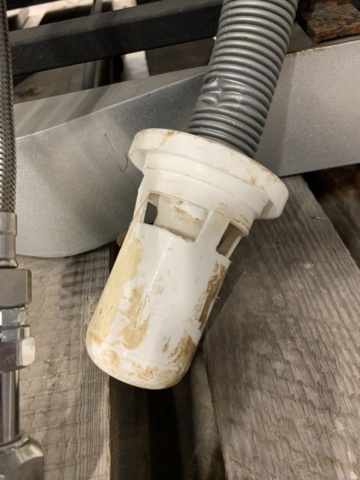 1447215-9 Schamponeringsstol italor