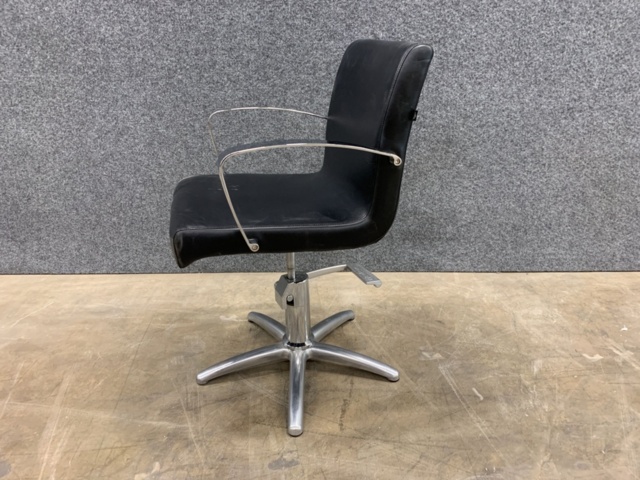1447224-4 Barber chair italor
