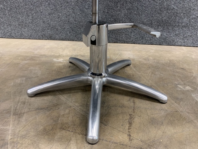 1447224-5 Barber chair italor