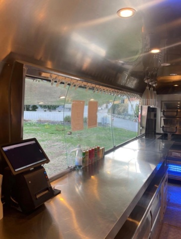 1446884-16 Fullutrustad matvagn / pizzavagn, liknande Airstreamer - 2021