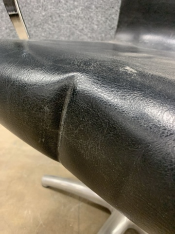 1447226-11 Frisörstol italor