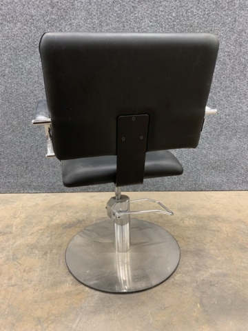 1447229-10 Frisörstol Luga Ressini