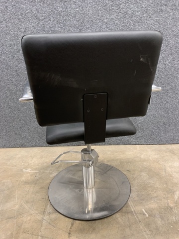 1447230-9 Barber chair Luga Ressini