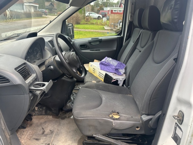 1447261-17 Peugeot Expert -2007 (Reparationsobjekt)