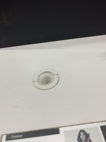 1447237-8 Butiksmonter