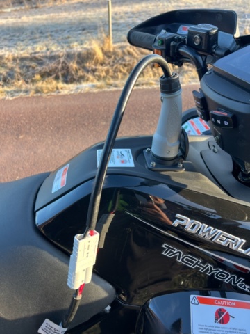 1373463-8 Elfyrhjuling – Powerland Tachyon 4x4