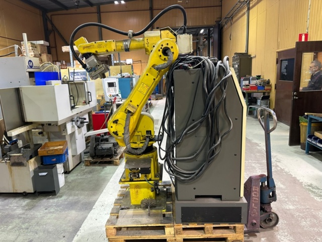 1256080-4 Robot Fanuc M-16iB/20