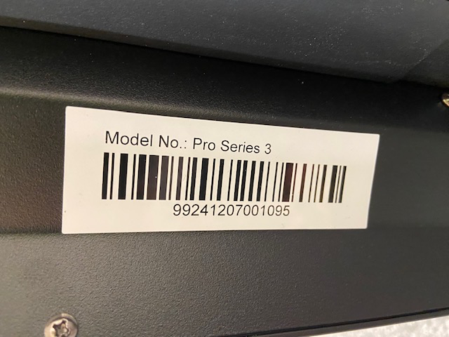 1443694-19 98" Interaktiv pekskärm med konferensutrustning och tillbehör - Clevertouch Pro Series 3