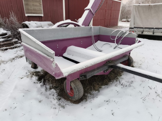 1401024-4 Påfyllningsbalja för spannmålskross Murska FA-300