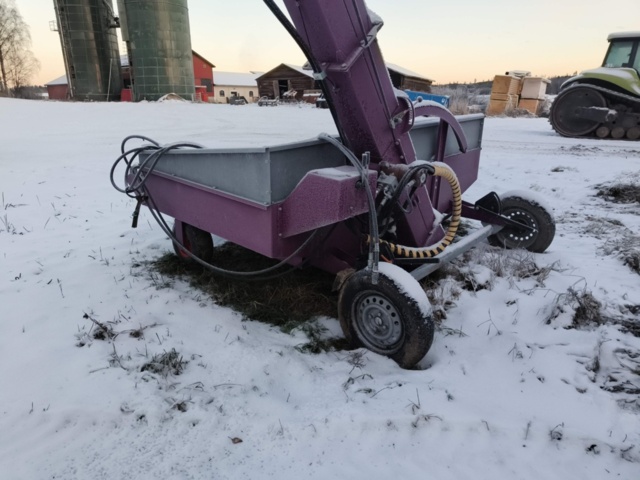 1401024-6 Påfyllningsbalja för spannmålskross Murska FA-300