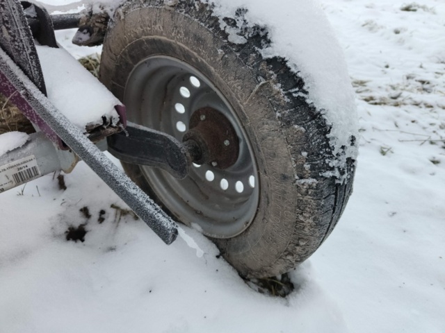 1401024-8 Påfyllningsbalja för spannmålskross Murska FA-300